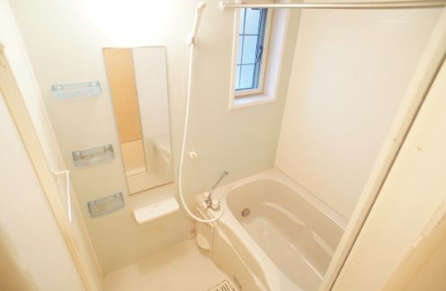 バス・シャワールーム　※別号室の写真です。