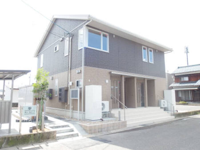 サン・ユリーノの建物外観