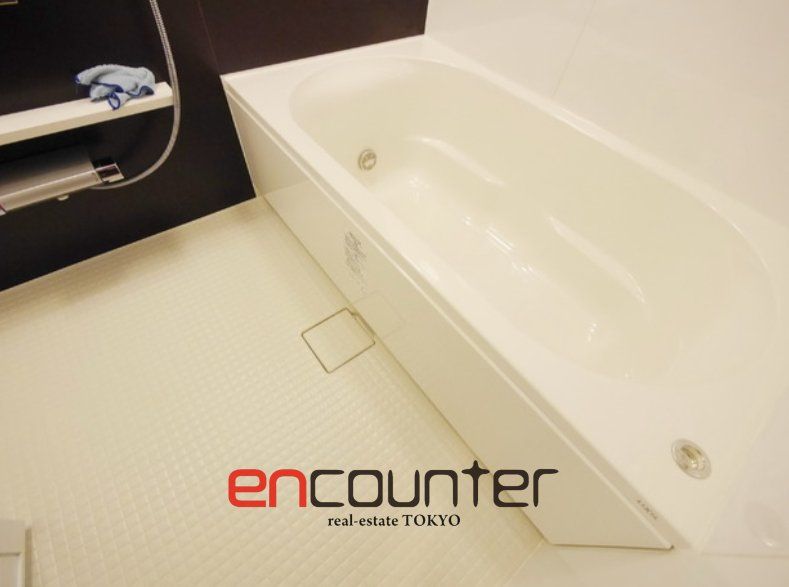 バス・シャワールーム　※同マンション別室参考写真