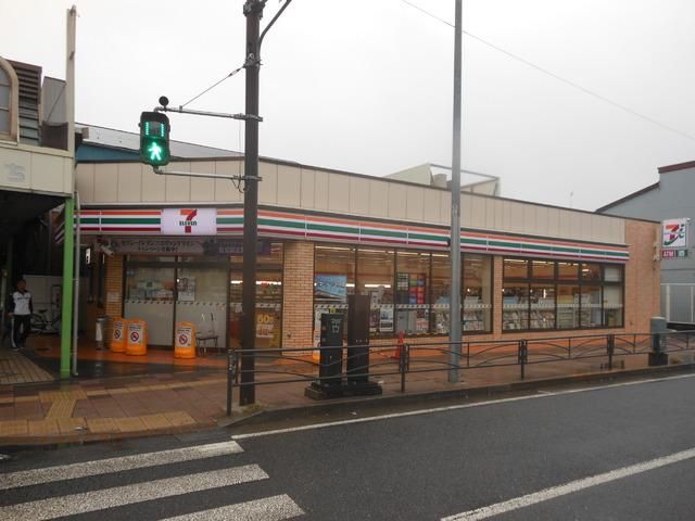 コンビニ　★★セブンイレブン（コンビニ）まで746m