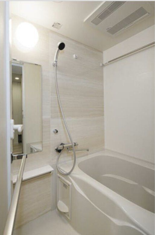 バス・シャワールーム　バス