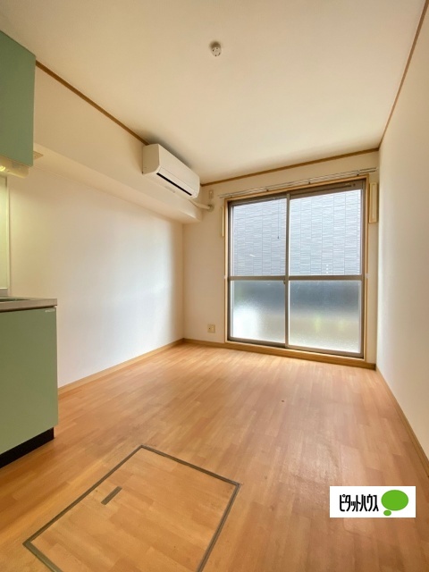 居室・リビング　洋室