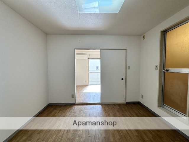 居室・リビング　当店、管理物件につき、内覧予約は当店にご連絡ください♪