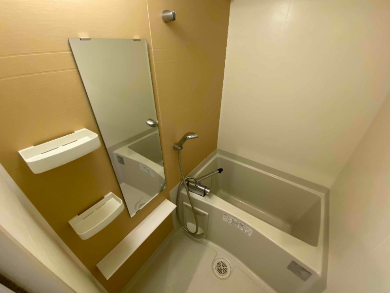 バス・シャワールーム　別号室イメージ