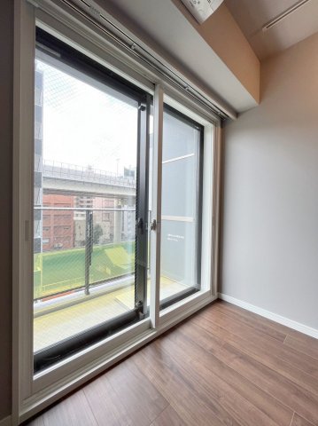 その他設備　窓は2重サッシになっています