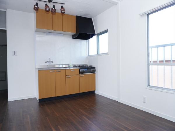 居室・リビング　内装