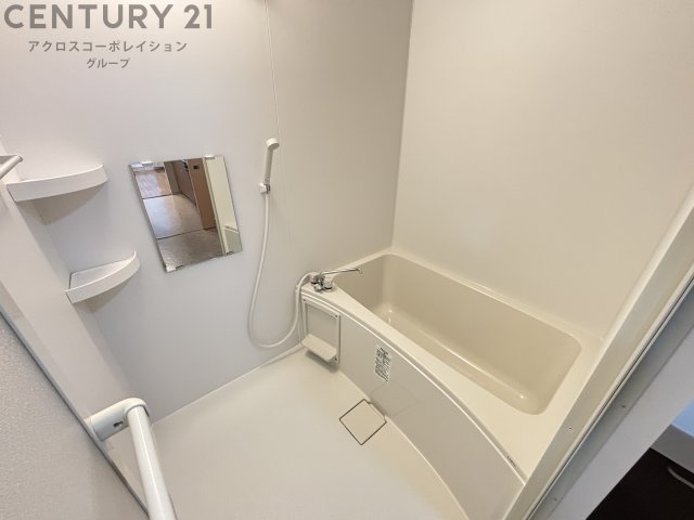 バス・シャワールーム　綺麗なお風呂になります！