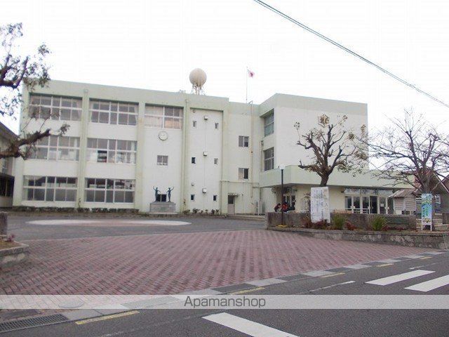 小学校　甲賀市立甲南第一小学校（小学校）まで1900m