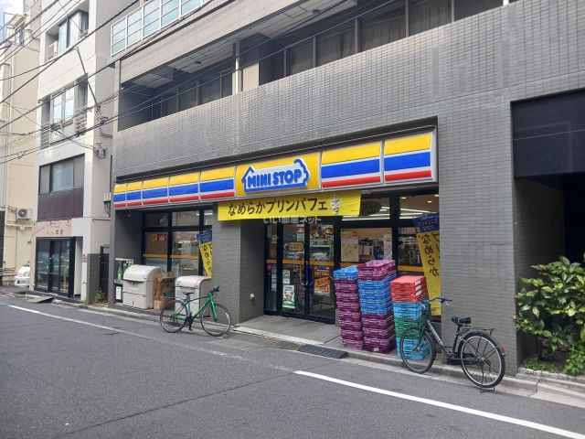 コンビニ　ミニストップ 北新宿4丁目店（コンビニ）まで348m