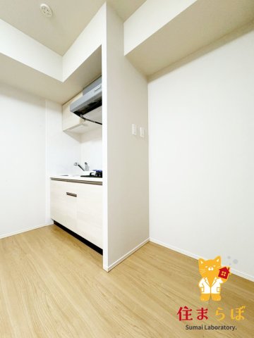 キッチン　「ただの部屋探しじゃない。“あなたの暮らし”探しです。」