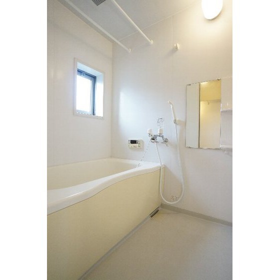 バス・シャワールーム　追い焚き付き