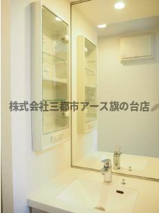 洗面設備　ルーブル多摩川九番館