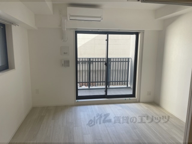 居室・リビング　同仕様