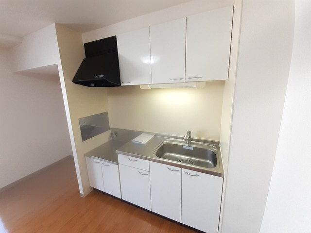 キッチン　他号室のお写真です。参考にご覧ください。