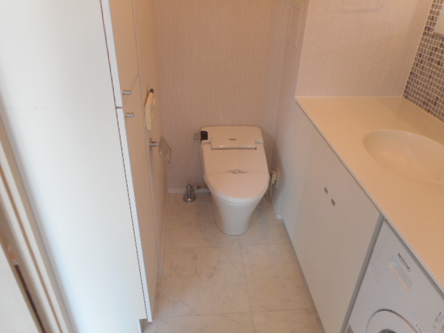 トイレ　別部屋参考写真