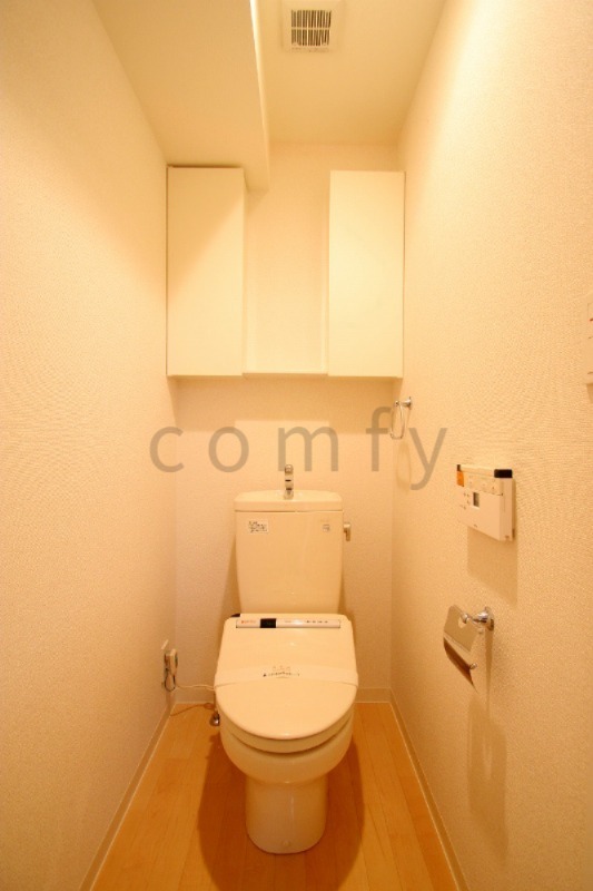 トイレ　ウォシュレット付きトイレ