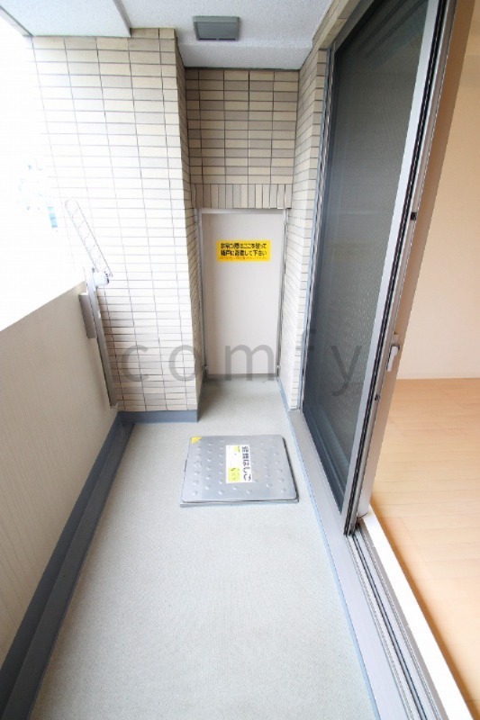 バルコニー　バルコニー