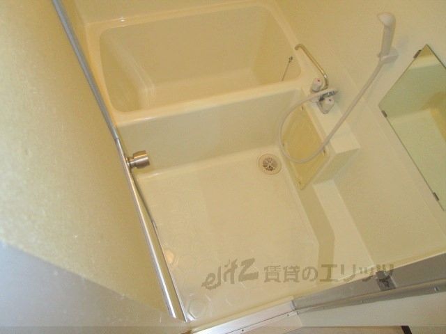 バス・シャワールーム　風呂