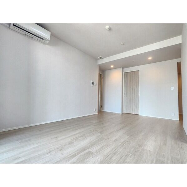 居室・リビング　画像と現状が異なる場合は現状優先となります。