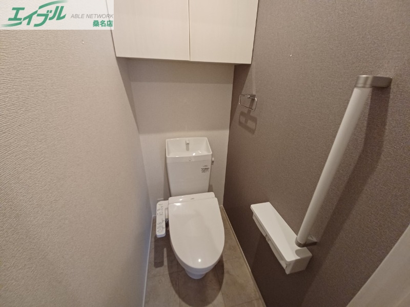 トイレ　反転タイプ参考写真