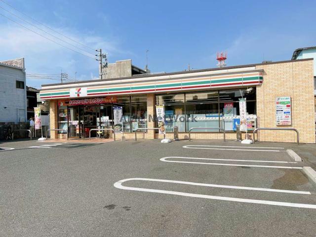 コンビニ　セブンイレブン宇部寿町店（コンビニ）まで632m