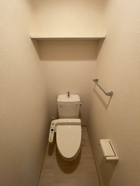 トイレ　ウォシュレット付き！