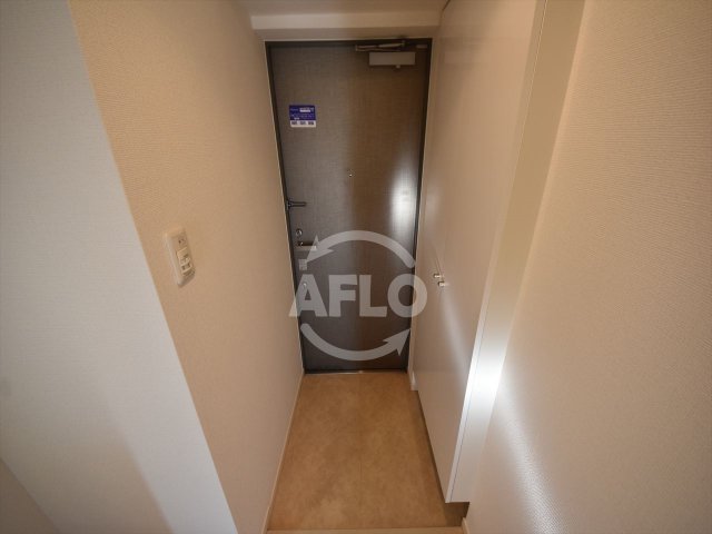 玄関　レジディア谷町　玄関