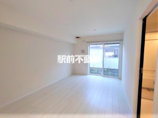 居室・リビング　同物件類似