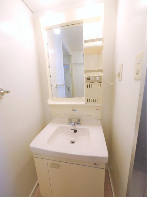 洗面設備　同仕様写真