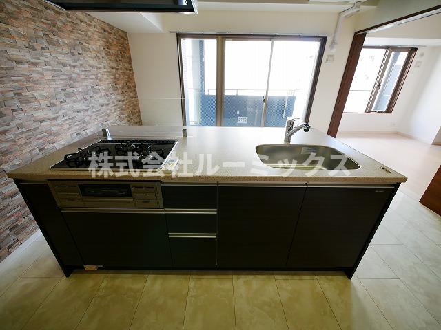 キッチン　キッチンでお料理をお楽しみください