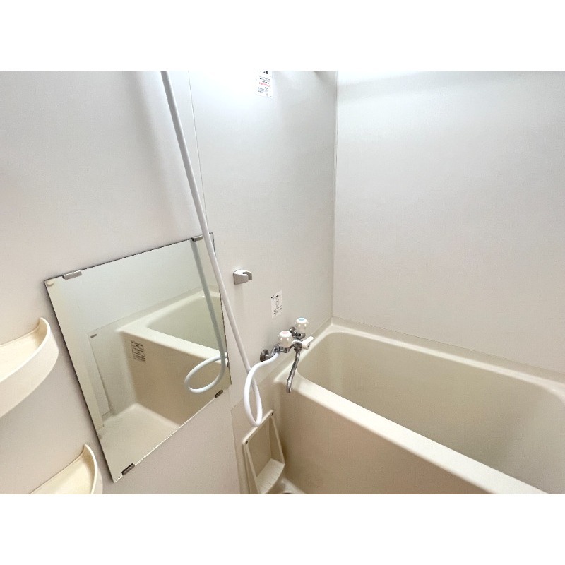 バス・シャワールーム　別号室イメージ