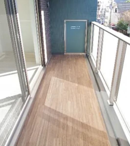 バルコニー　★洗濯物を干すスペース充分に取れます★