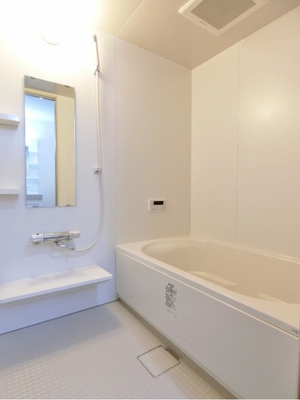 バス・シャワールーム　図面と現状に相違がある場合には現状を優先