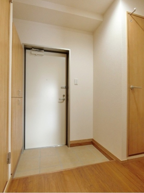 玄関　図面と現状に相違がある場合には現状を優先