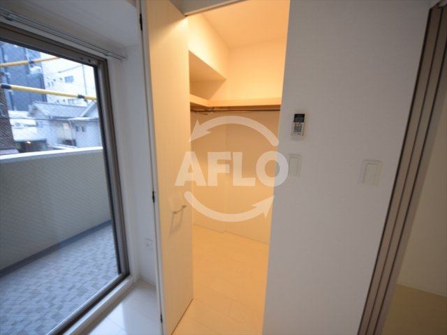 収納　セレニテ谷町calme（セレニテ谷町カルム）　ウォークインク