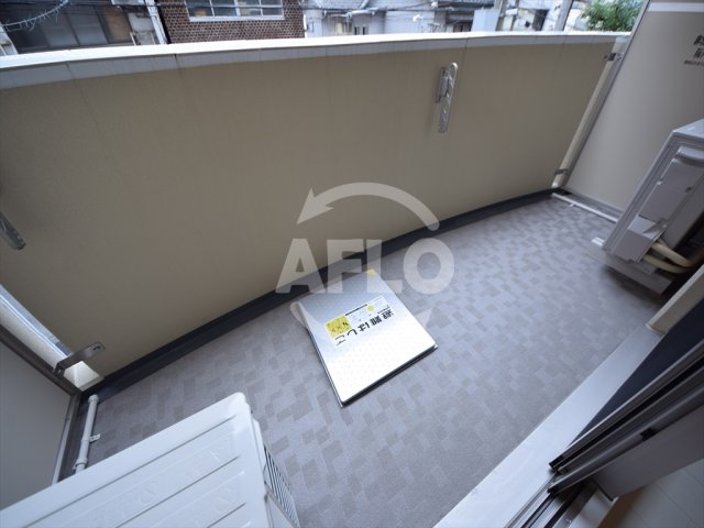 バルコニー　セレニテ谷町calme（セレニテ谷町カルム）　バルコニー