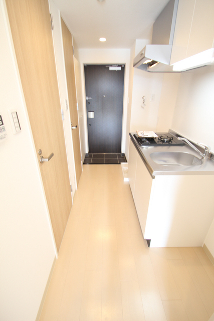 居室・リビング　※同号室の別階のお写真です