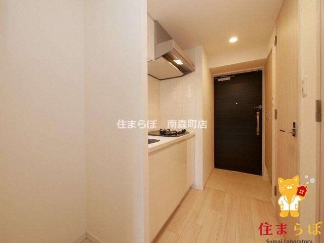 キッチン　「ただの部屋探しじゃない。“あなたの暮らし”探しです。」