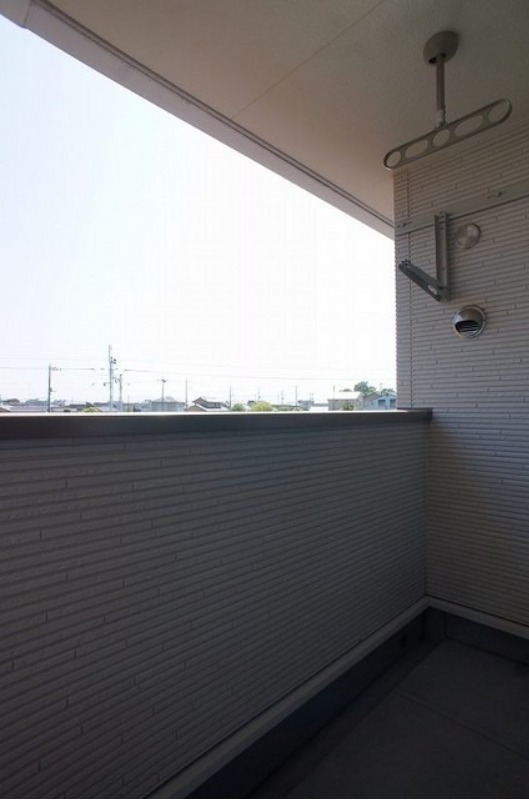 バルコニー　図面と現状に相違がある場合には現状を優先