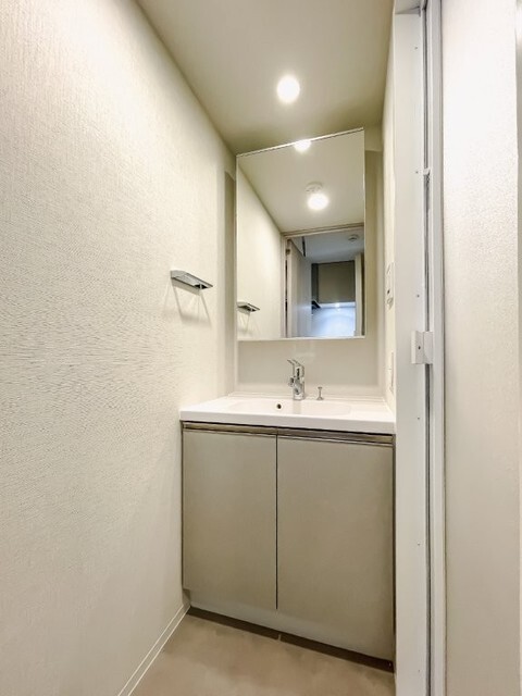 洗面設備　※写真は同タイプ住戸です。