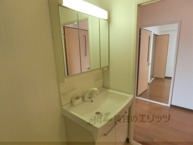 洗面設備　洗面所