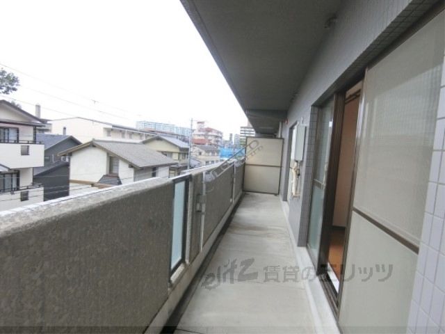 バルコニー　ベランダ