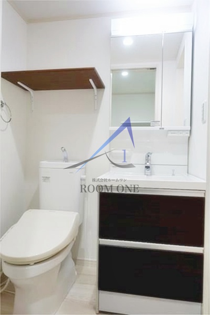 洗面設備　洗面台です。