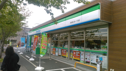 コンビニ　ファミリーマート 浦安富士見一丁目店（コンビニ）まで1038m