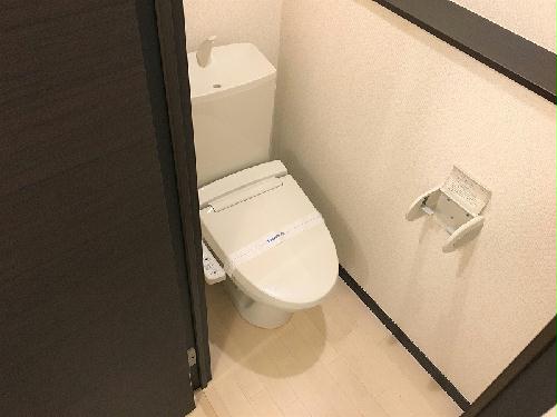 トイレ　設備が現物と異なる場合があります。