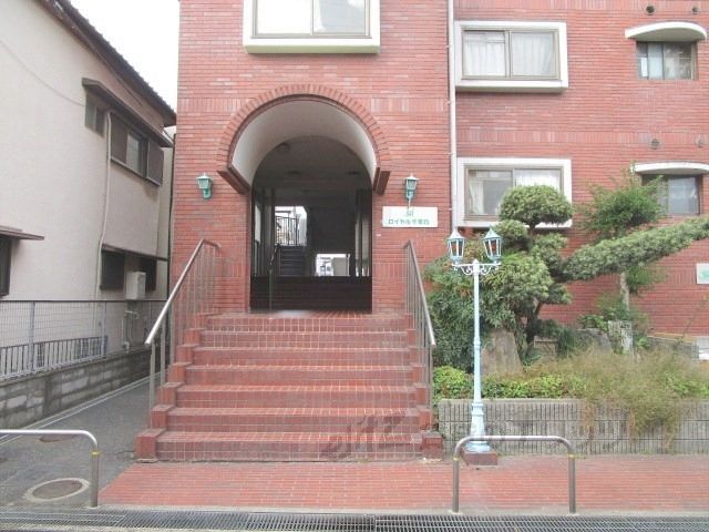 エントランス　エントランス