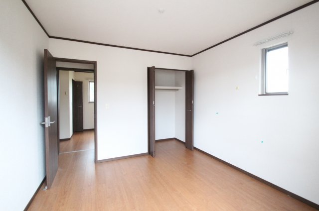 その他部屋・スペース　２F南側の洋室です