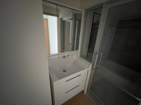 洗面設備　※別部屋の写真です