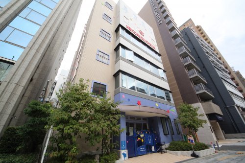 幼稚園・保育園　堀江敬愛保育園（幼稚園・保育園）まで335m