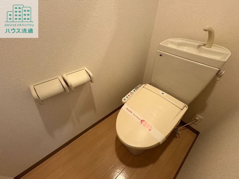 トイレ　※写真は同タイプ別号室です